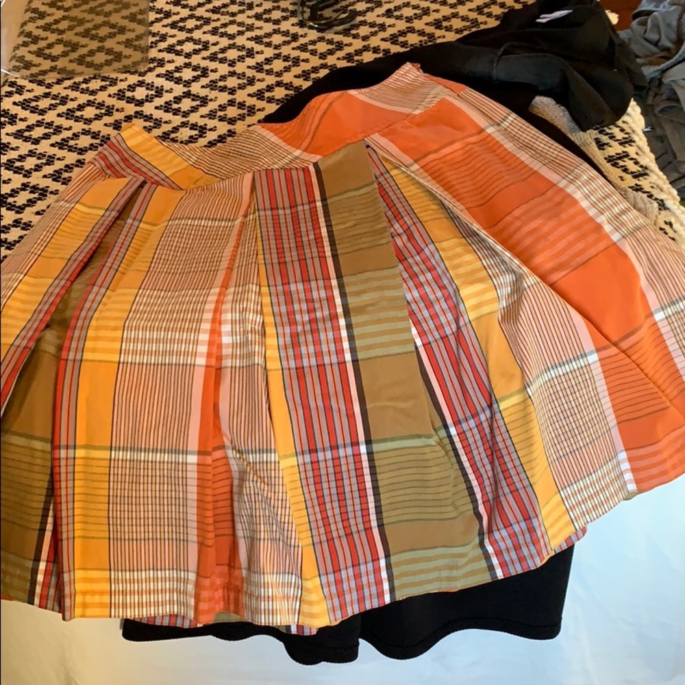 Isaac Mizrahi orange multi colored skirt